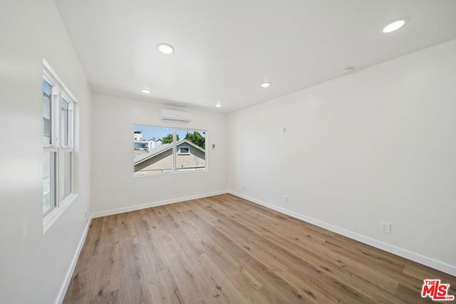 1029 N Gardener, West Hollywood, CA 90046