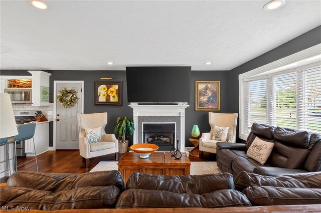 2994 Forestview Street NE, Canton, OH 44721