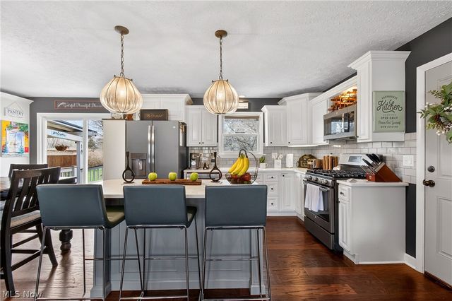 2994 Forestview Street NE, Canton, OH 44721