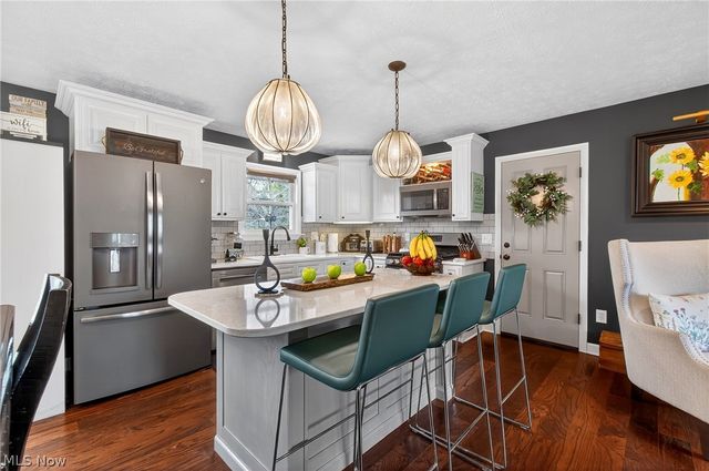 2994 Forestview Street NE, Canton, OH 44721