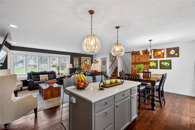 2994 Forestview Street NE, Canton, OH 44721