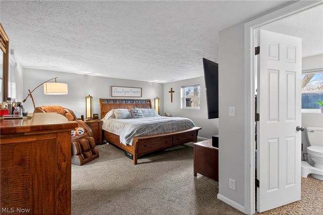 2994 Forestview Street NE, Canton, OH 44721