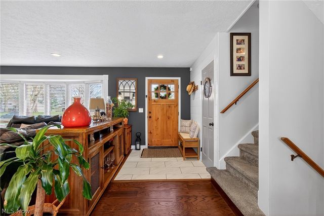 2994 Forestview Street NE, Canton, OH 44721