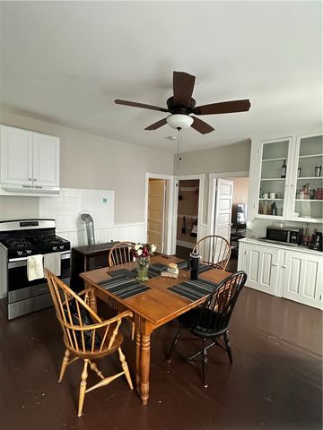 29 Prospect Street 3, Bristol, RI 02809