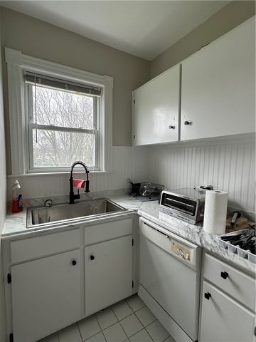 29 Prospect Street 3, Bristol, RI 02809