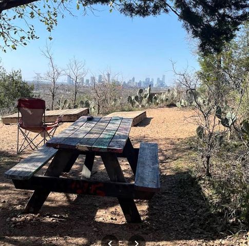 5603 Harold CT, Austin, TX 78721