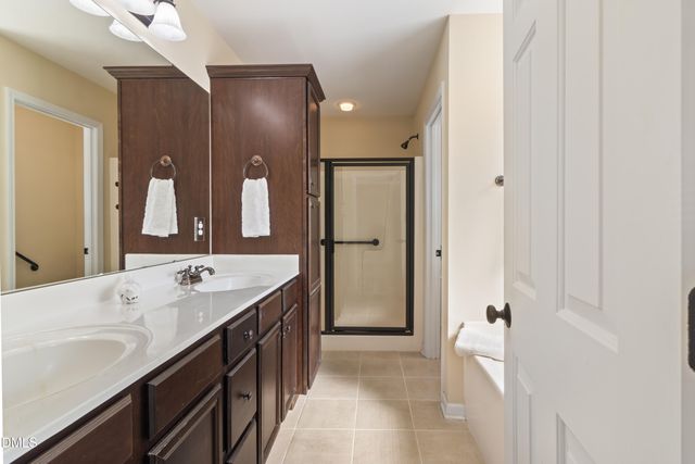 44 E Moss Creek Drive, Clayton, NC 27520