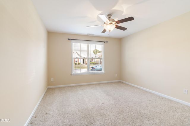 44 E Moss Creek Drive, Clayton, NC 27520