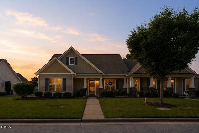 44 E Moss Creek Drive, Clayton, NC 27520