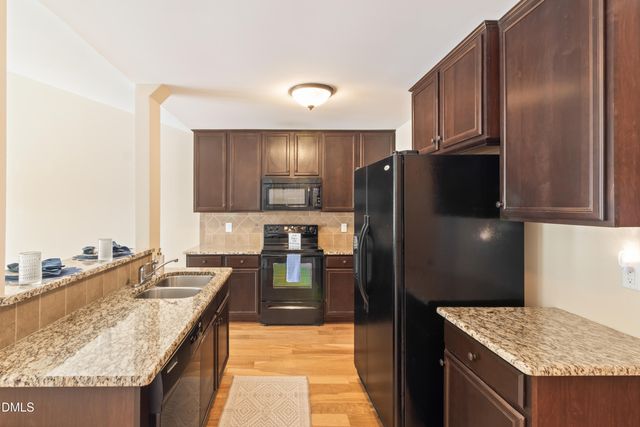 44 E Moss Creek Drive, Clayton, NC 27520
