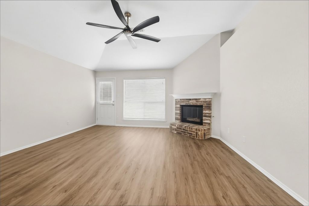 7217 Fossil Hill Drive, Arlington, TX 76002 — photo 4