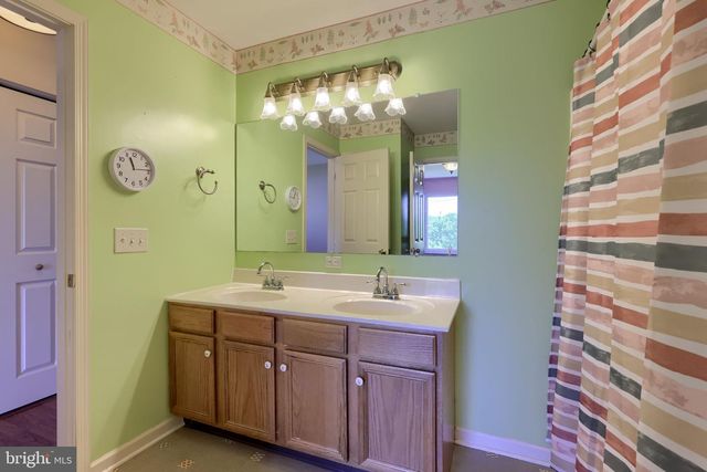 41 HERON DR, Denver, PA 17517