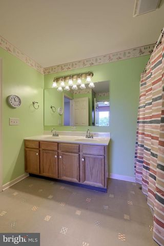 41 HERON DR, Denver, PA 17517
