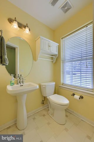 41 HERON DR, Denver, PA 17517