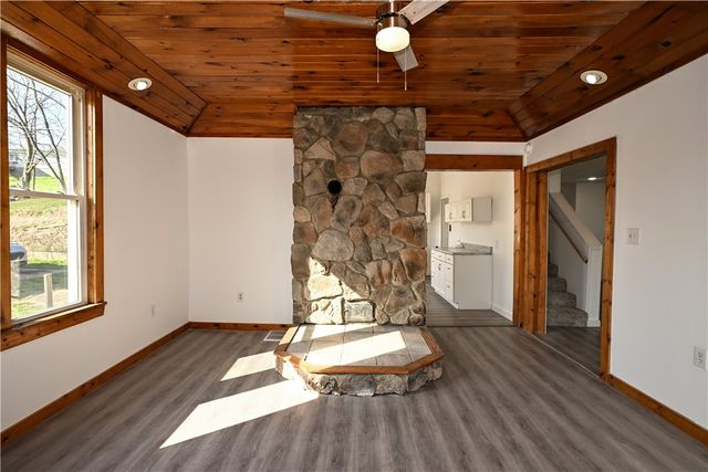 42 KENNEDY ROAD, New Eagle, PA 15067