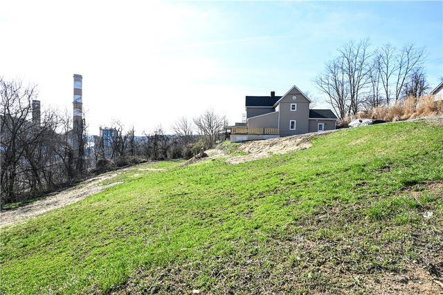 42 KENNEDY ROAD, New Eagle, PA 15067