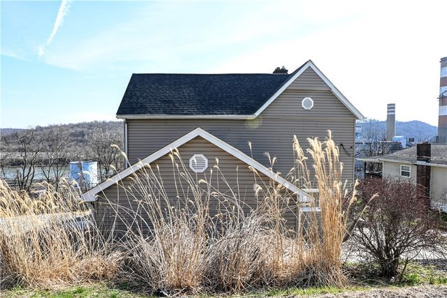 42 KENNEDY ROAD, New Eagle, PA 15067