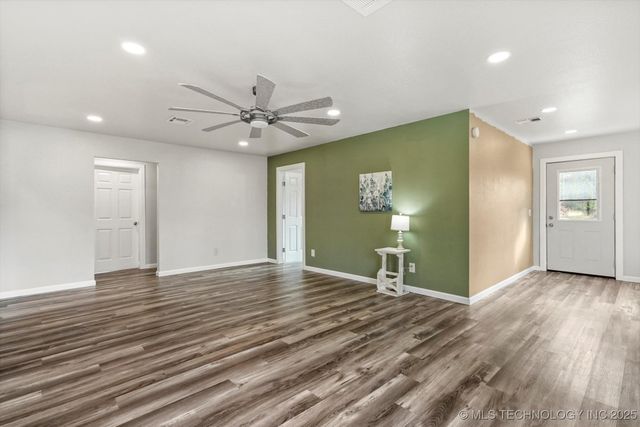 14398 S 246th West Place, Kellyville, OK 74039