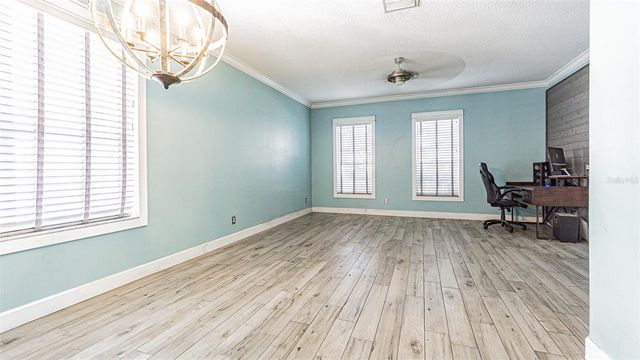 2807 WINDCREST OAKS COURT, Valrico, FL 33594