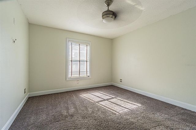 2807 WINDCREST OAKS COURT, Valrico, FL 33594