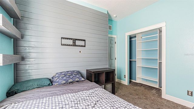 2807 WINDCREST OAKS COURT, Valrico, FL 33594