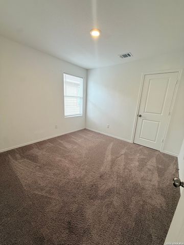 8910 SOLAR COVE, San Antonio, TX 78252