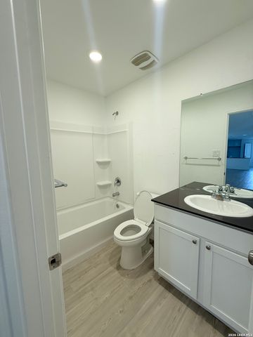 8910 SOLAR COVE, San Antonio, TX 78252