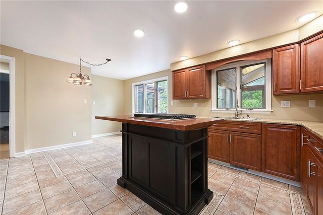 153 Oakwood, Peters Twp, PA 15317