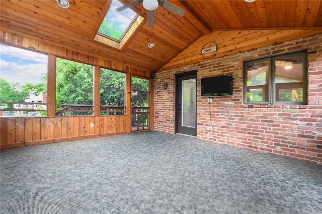 153 Oakwood, Peters Twp, PA 15317
