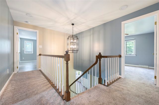 153 Oakwood, Peters Twp, PA 15317