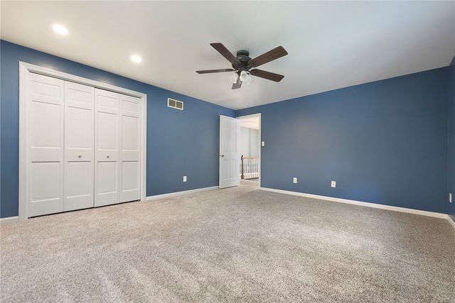 153 Oakwood, Peters Twp, PA 15317