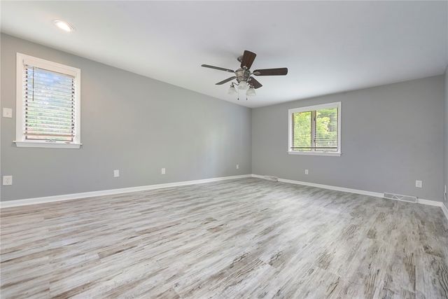153 Oakwood, Peters Twp, PA 15317