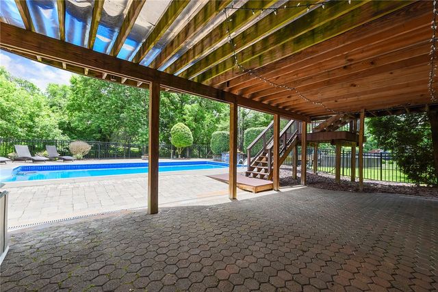 153 Oakwood, Peters Twp, PA 15317