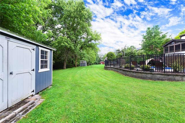 153 Oakwood, Peters Twp, PA 15317