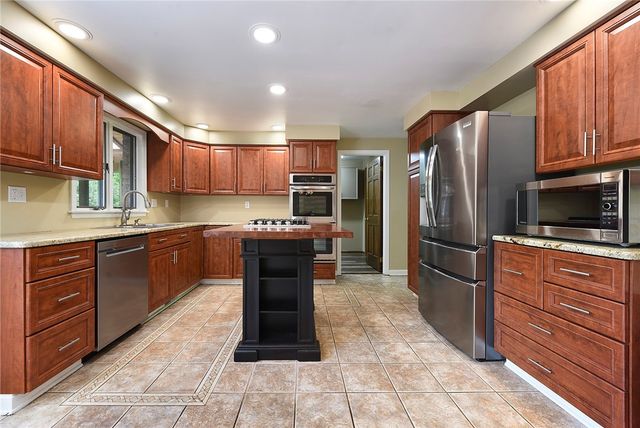 153 Oakwood, Peters Twp, PA 15317