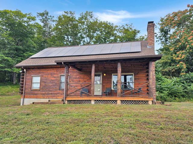 698 Leetes Island Road, Branford, CT 06405