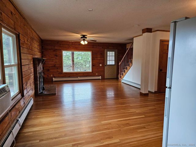 698 Leetes Island Road, Branford, CT 06405