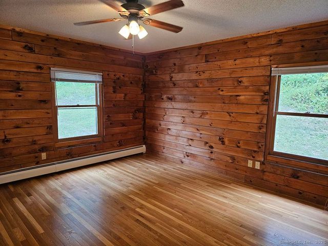 698 Leetes Island Road, Branford, CT 06405