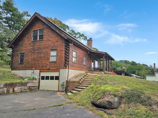 698 Leetes Island Road, Branford, CT 06405