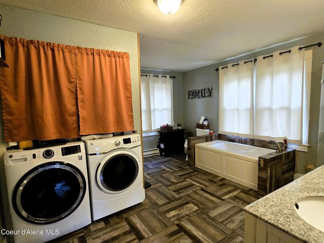 9 Kellogg AVE, Kellogg, ID 83837