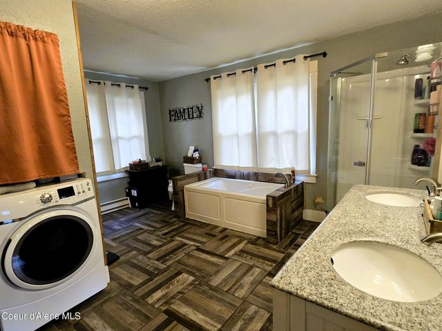 9 Kellogg AVE, Kellogg, ID 83837