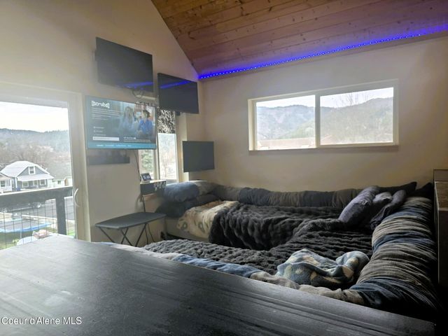 9 Kellogg AVE, Kellogg, ID 83837