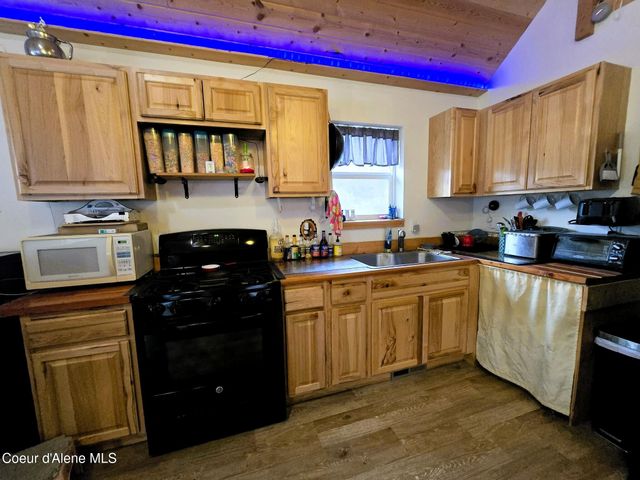 9 Kellogg AVE, Kellogg, ID 83837