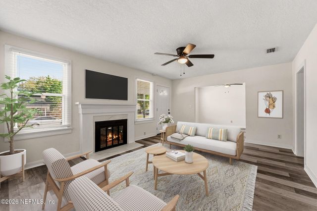 4626 BIRKENHEAD Road, Jacksonville, FL 32210