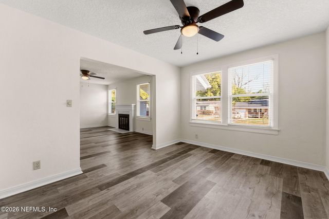 4626 BIRKENHEAD Road, Jacksonville, FL 32210