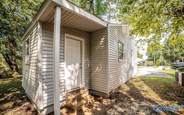 2523 Roland Road SW, Huntsville, AL 35805
