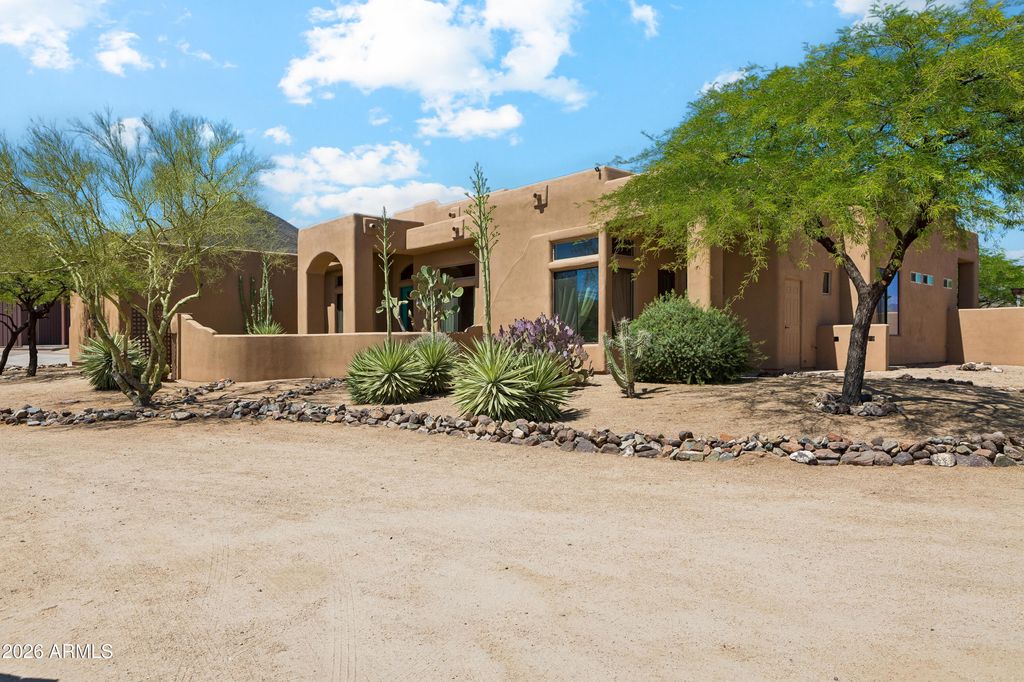 40455 N 26TH Street, Cave Creek, AZ 85331 — photo 2