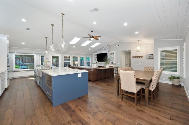 118 S Fork Way, Folsom, CA 95630