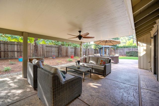 118 S Fork Way, Folsom, CA 95630