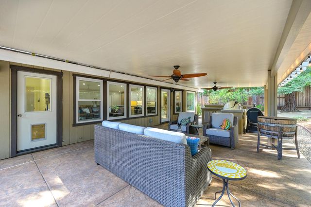 118 S Fork Way, Folsom, CA 95630